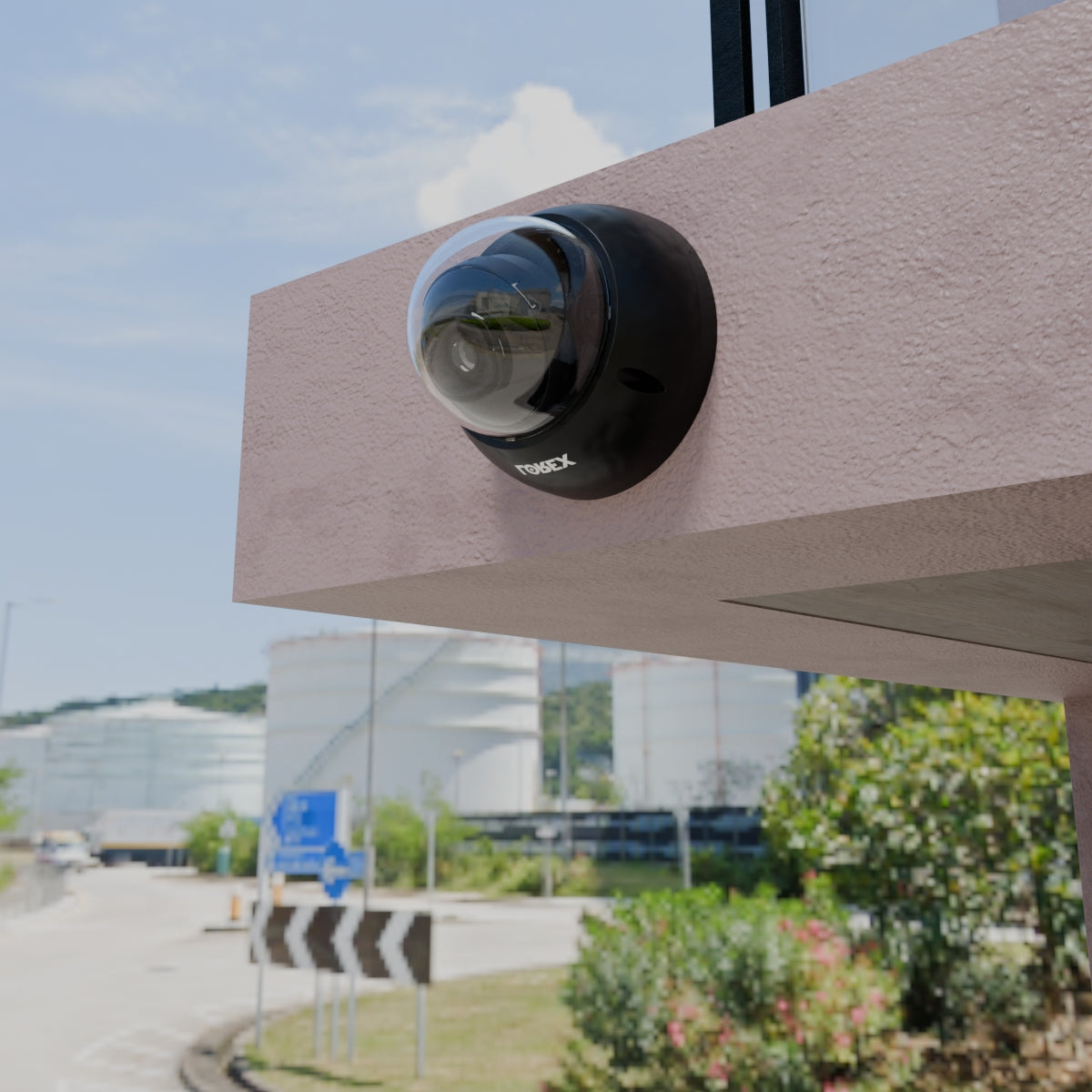 Lorex Fusion Series 4K 16 Channel (8 Wired + 8 Fusion Wi-Fi) 2TB Wired System with A4 Wired 2K IP Dome Cameras